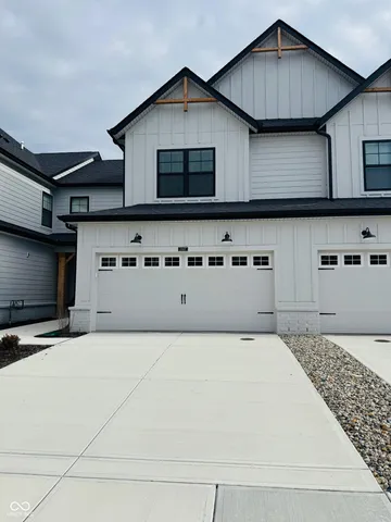$2,300 | 17467 Ebling Trail, Unit 3302, Westfield, IN 46062