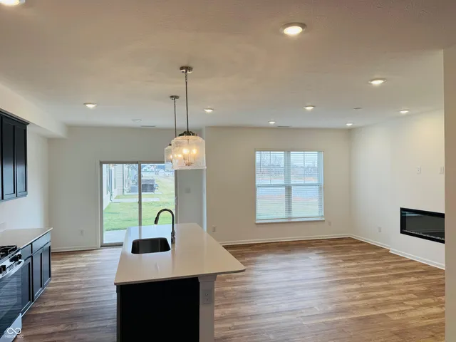 $2,300 | 17467 Ebling Trail, Unit 3302, Westfield, IN 46062