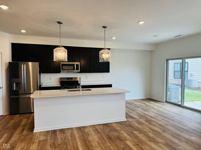 $2,300 | 17467 Ebling Trail, Unit 3302, Westfield, IN 46062