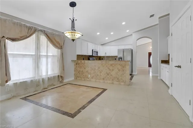 $3,600 | 15028 Savannah Drive, Naples, FL 34119