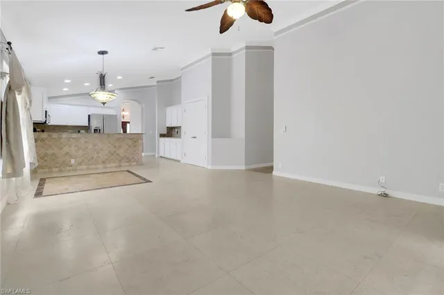 $3,600 | 15028 Savannah Drive, Naples, FL 34119