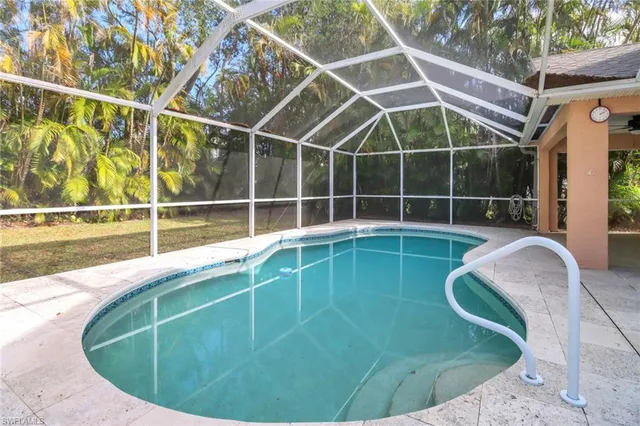 $3,600 | 15028 Savannah Drive, Naples, FL 34119