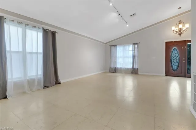 $3,600 | 15028 Savannah Drive, Naples, FL 34119