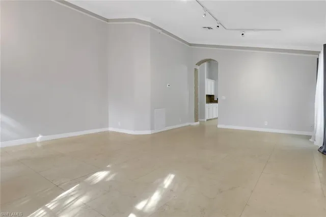 $3,600 | 15028 Savannah Drive, Naples, FL 34119