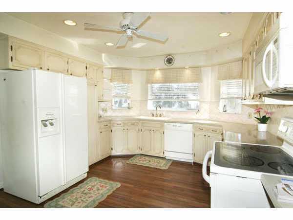 932 Pleasant Ridge Avenue Columbus, OH 43209 - Photo 8 of 10