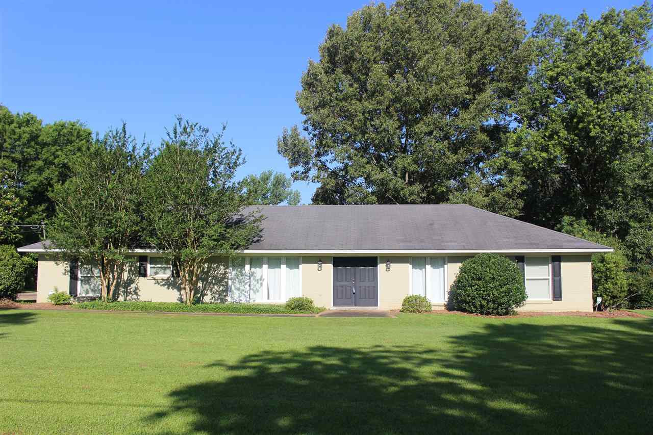 114 Country Club Road Canton, MS 39046 - Photo 1 of 43 Photo 1