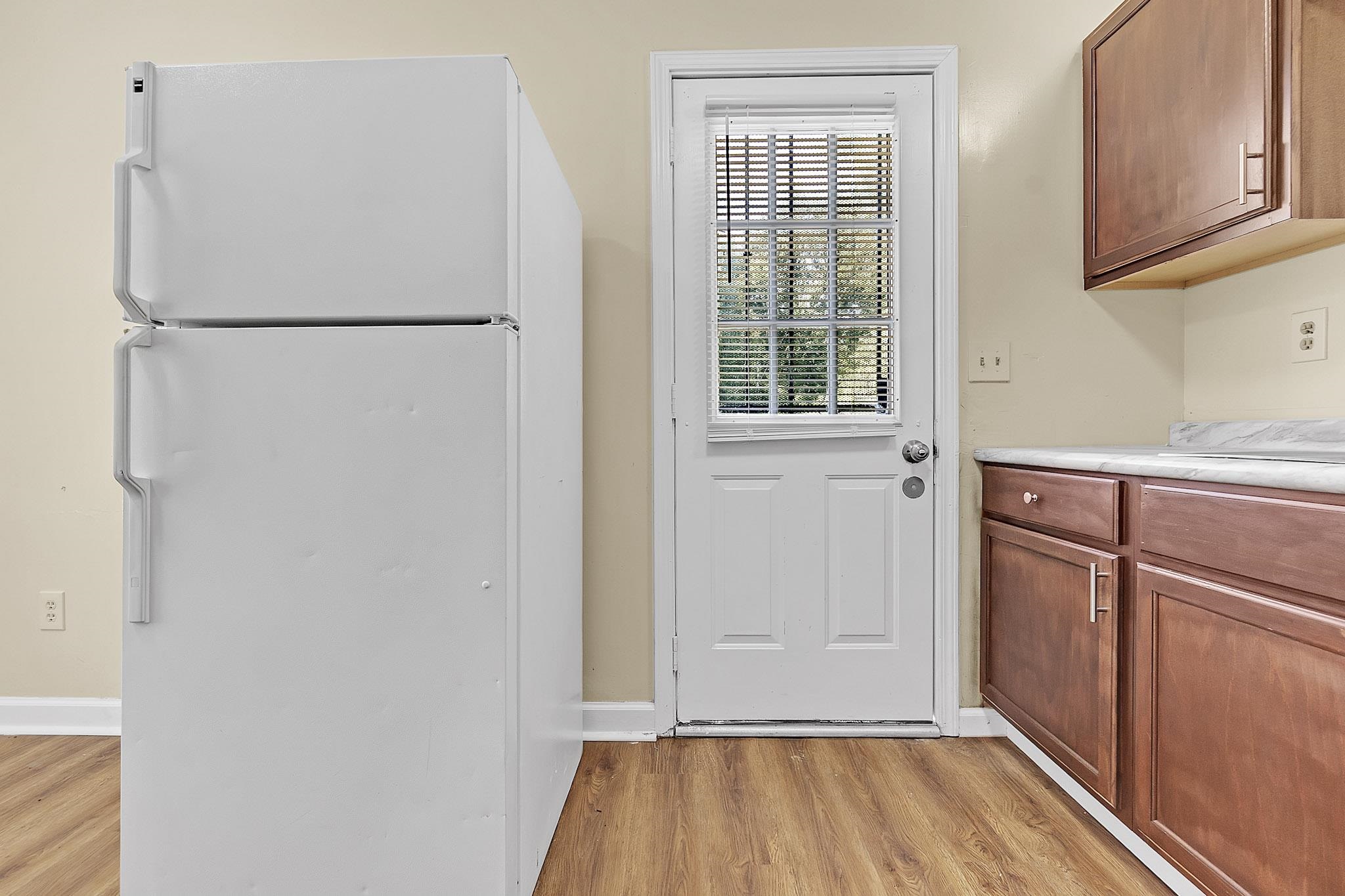 2955 Lake Park Road Memphis, TN 38127 - Photo 7 of 26 a view of a kitchen with a sink