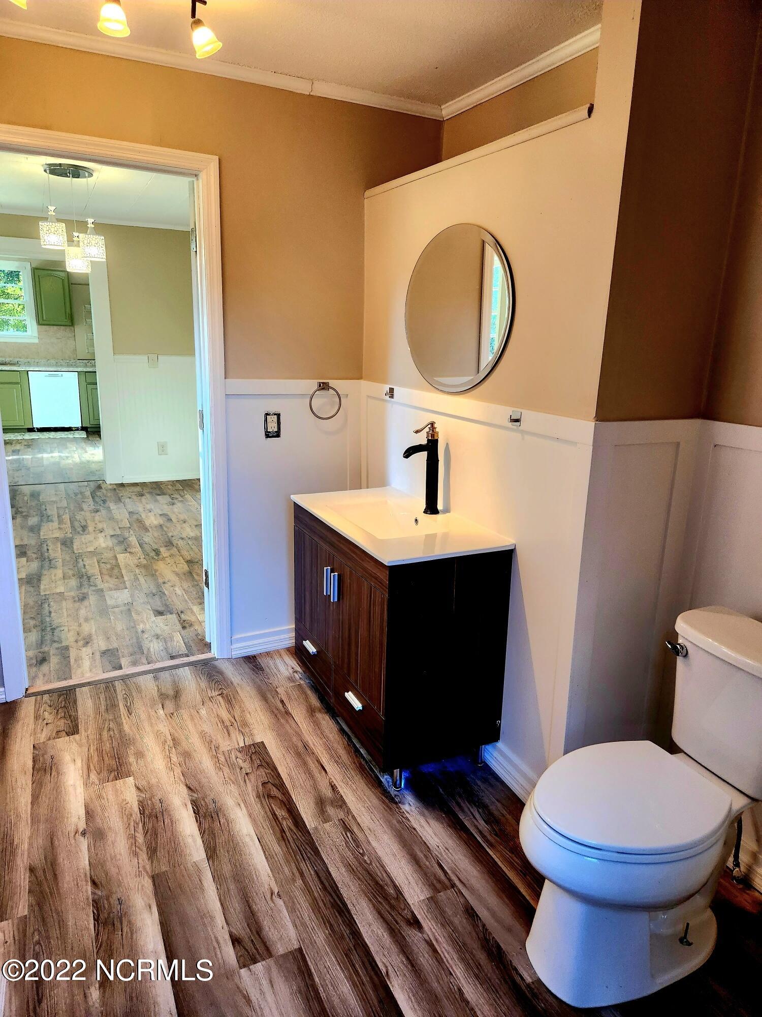 3107 Oaks Road New Bern, NC 28560 - Photo 13 of 41 Downstairs Bath