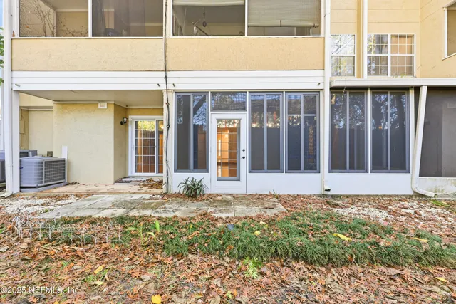 a view of a house entryway
