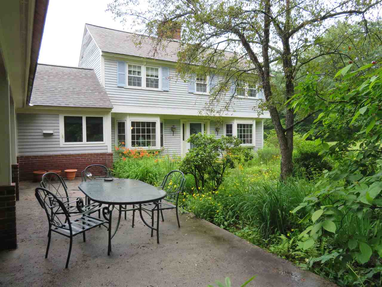 139 West Lake Road Fitzwilliam, NH 03447 - Photo 2 of 28