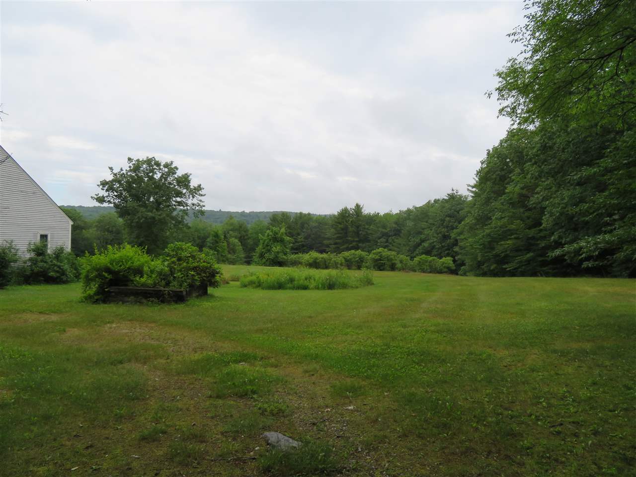 139 West Lake Road Fitzwilliam, NH 03447 - Photo 6 of 28