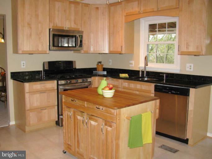 706 Deep Ridge Road Bel Air, MD 21014 - Photo 5 of 25 Kitchen