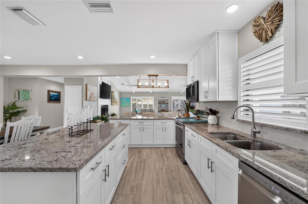3422 West Shell Point Road Ruskin, FL 33570 - Photo 24 of 93 Gallery Image 24