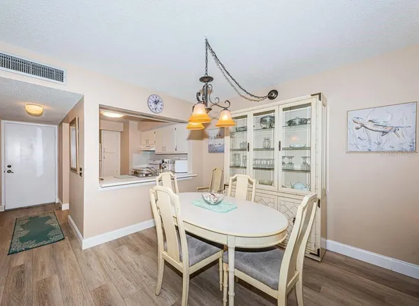 $3,360 | 6218 Palma Del Mar Boulevard South, Unit 507, St. Petersburg, FL 33715