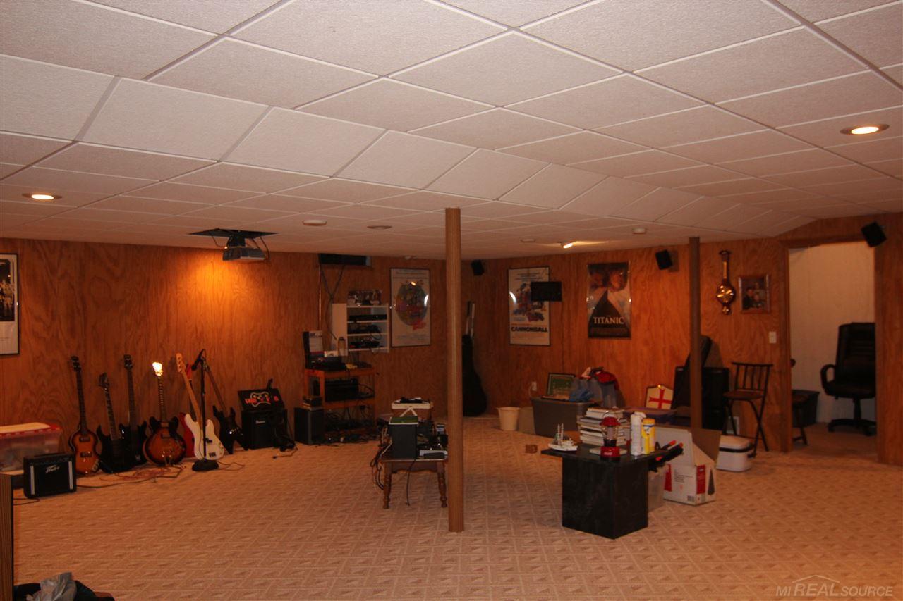 2982 Carpenter Road Lapeer, MI 48446 - Photo 34 of 40
