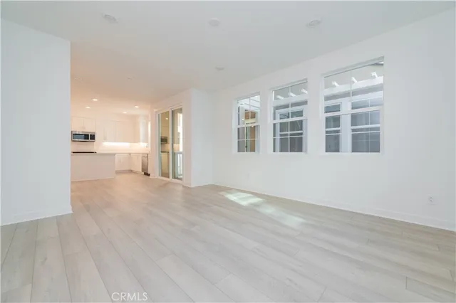 $3,600 | 1074 North Anaheim Boulevard, Unit 2, Anaheim, CA 92801