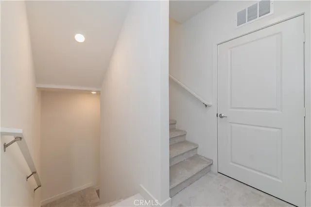 $3,600 | 1074 North Anaheim Boulevard, Unit 2, Anaheim, CA 92801