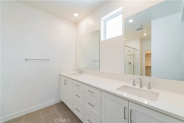 $3,600 | 1074 North Anaheim Boulevard, Unit 2, Anaheim, CA 92801