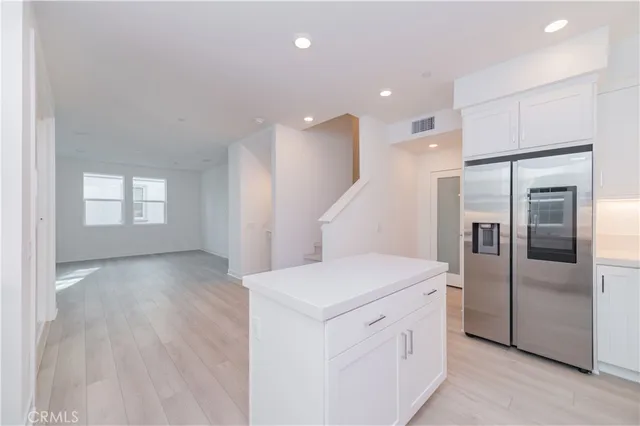 $3,600 | 1074 North Anaheim Boulevard, Unit 2, Anaheim, CA 92801