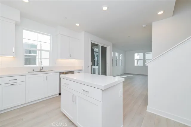 $3,600 | 1074 North Anaheim Boulevard, Unit 2, Anaheim, CA 92801