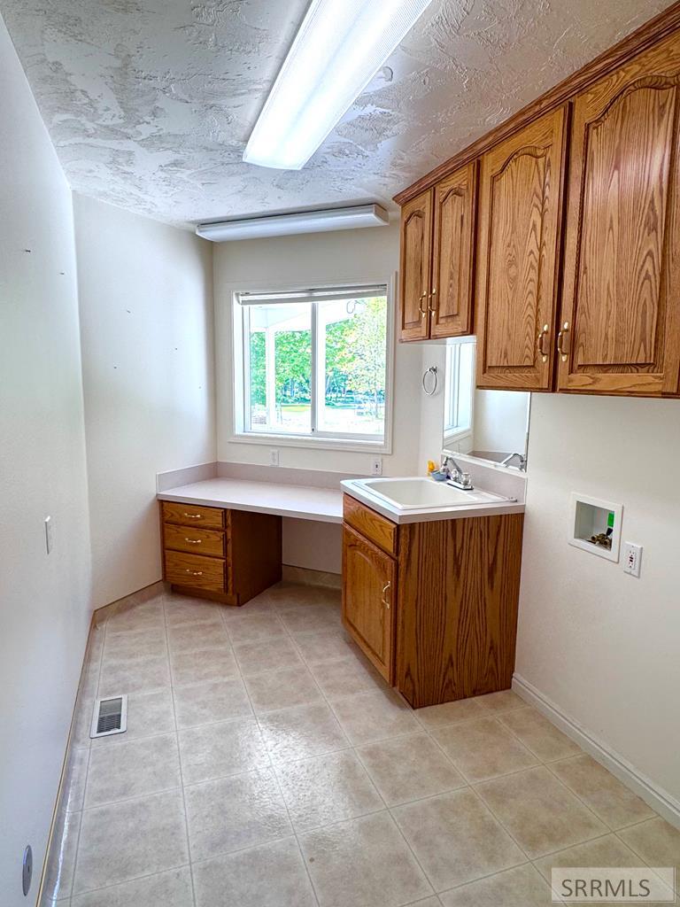 486 North 4154 East Rigby, ID 83442 - Photo 25 of 88 Laundry Room