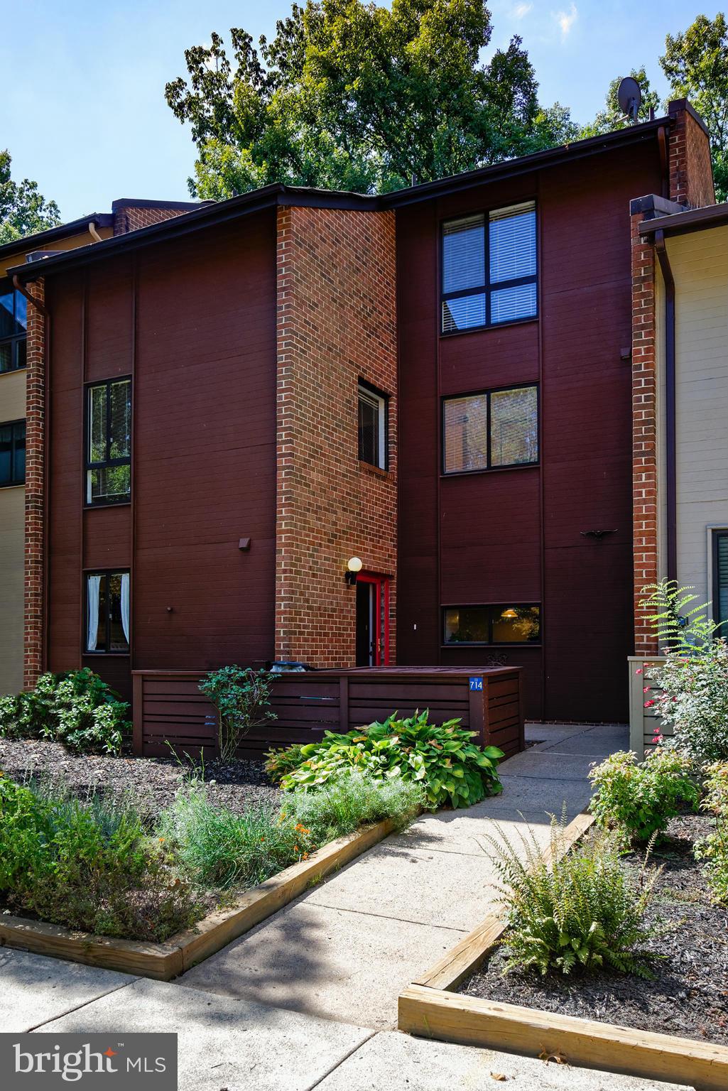 Exterior (Front)