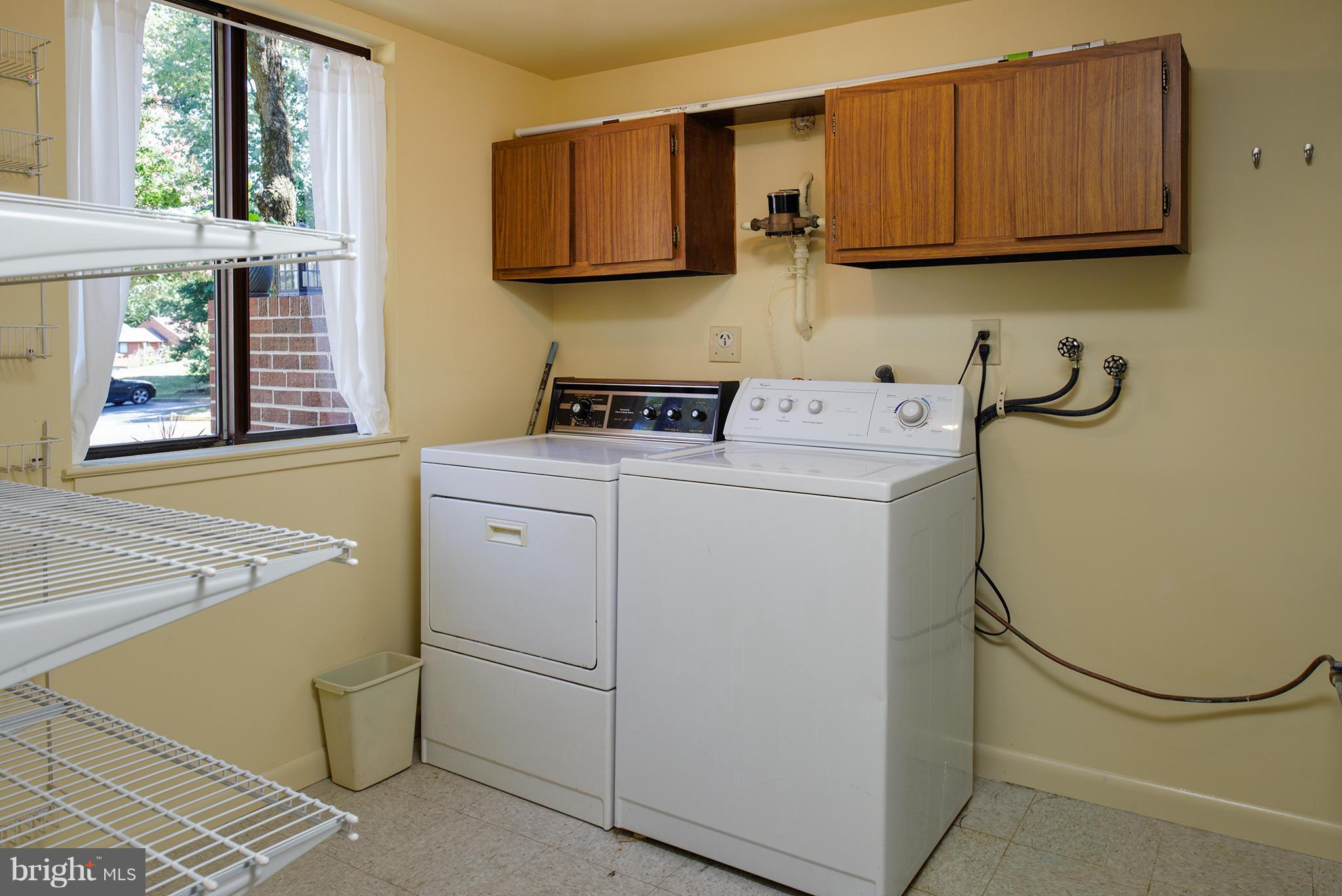 11714 Indian Ridge Road Reston, VA 20191 - Photo 12 of 26 Interior (General)