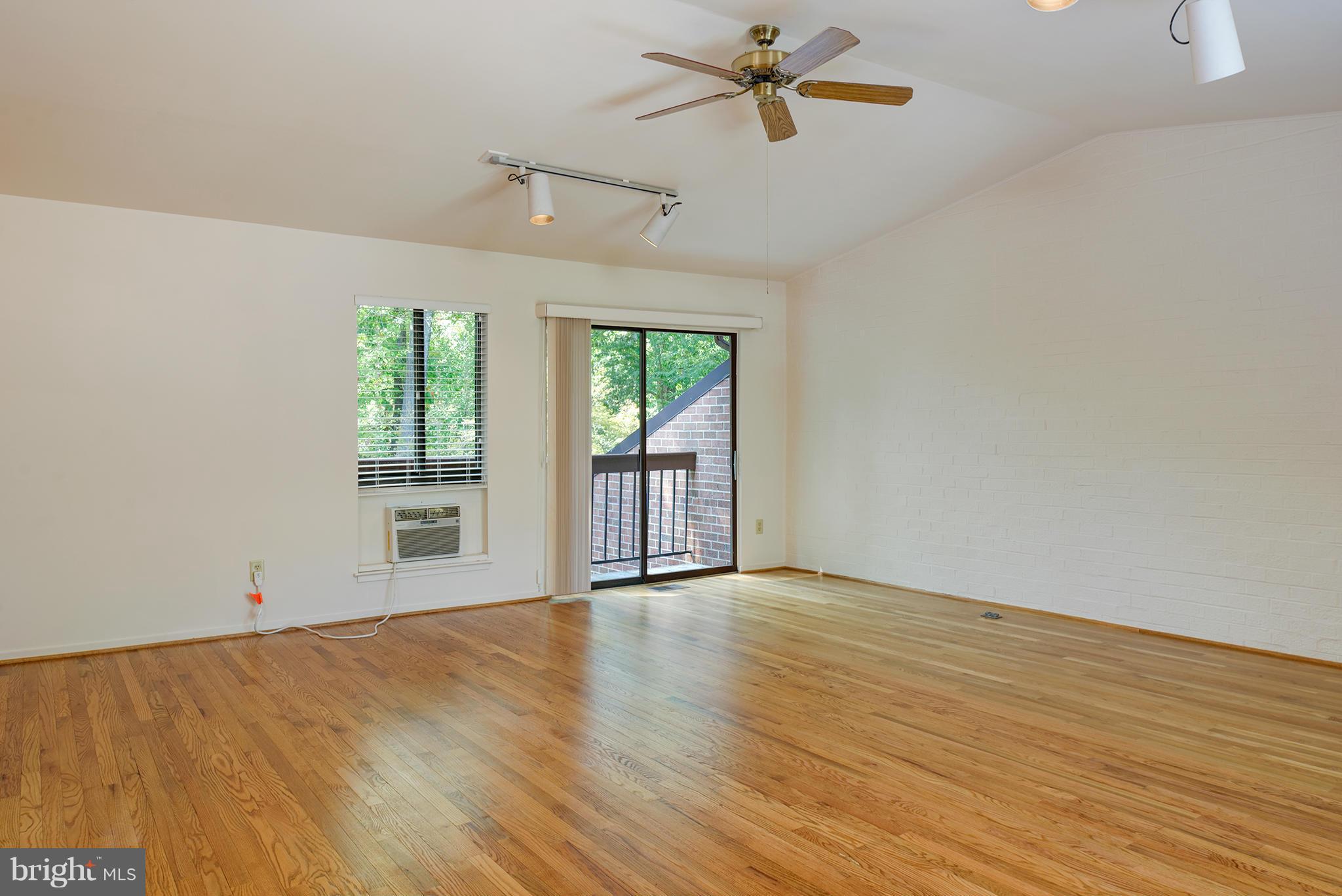 11714 Indian Ridge Road Reston, VA 20191 - Photo 20 of 26 Bedroom (Master)