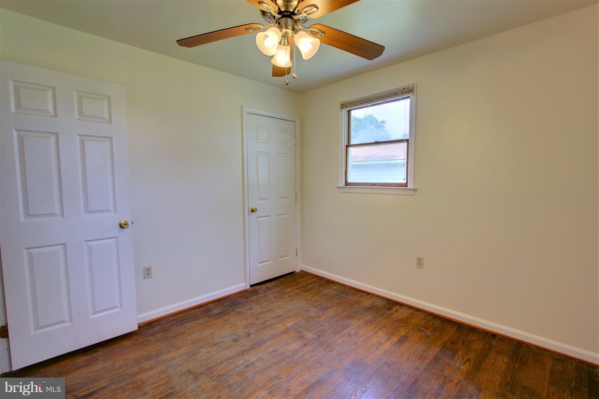 10646 Harding Road Laurel, MD 20723 - Photo 22 of 30 Bedroom