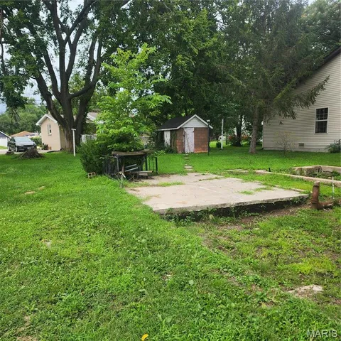 $15,000 | 13 North Main Street, Moro, IL 62067