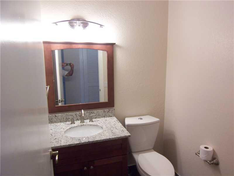 17549 Ashbourne Lane, Unit C Boca Raton, FL 33496 - Photo 11 of 15 Bathroom