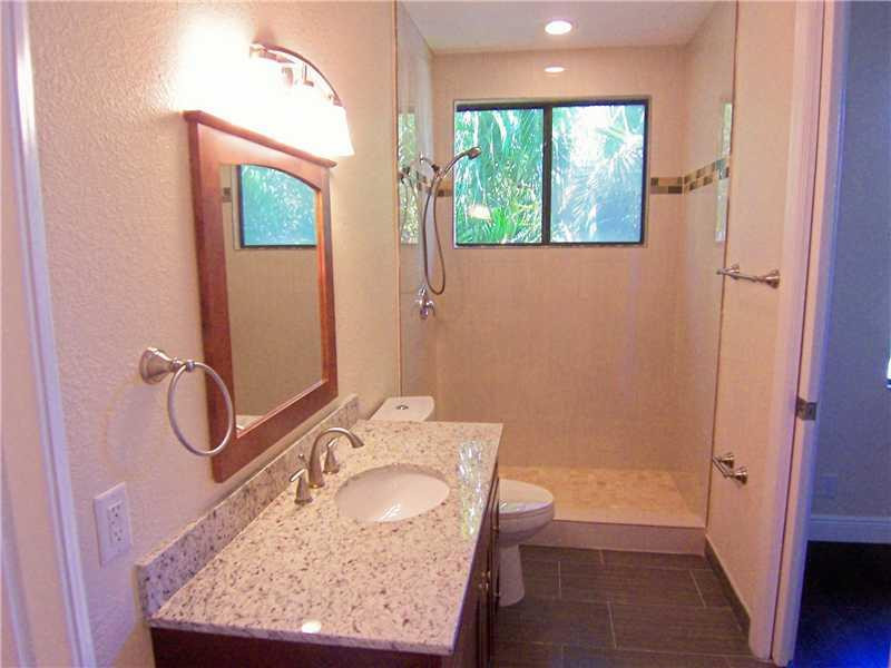 17549 Ashbourne Lane, Unit C Boca Raton, FL 33496 - Photo 9 of 15 Bathroom