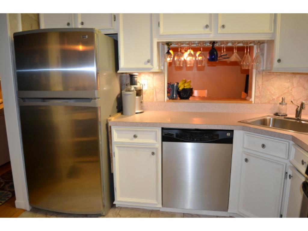 2 Scituate Place, Unit 2 Merrimack, NH 03054 - Photo 5 of 20 Gallery Image 5