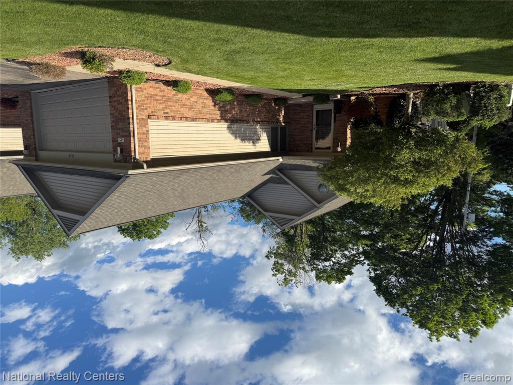 3052 Rivers Edge Drive Wayne, MI 48184 - Photo 2 of 45 Gallery Image 2