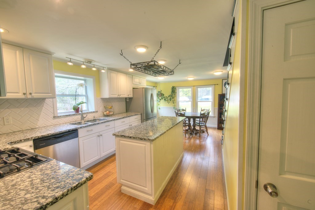 3025 South Athol Road Athol, MA 01331 - Photo 7 of 37