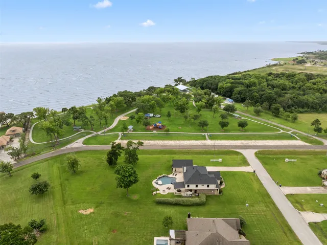 $365,000 | 10002 Wilma Street, Beach City, TX 77523