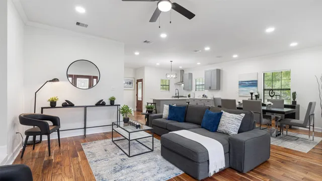 $365,000 | 10002 Wilma Street, Beach City, TX 77523