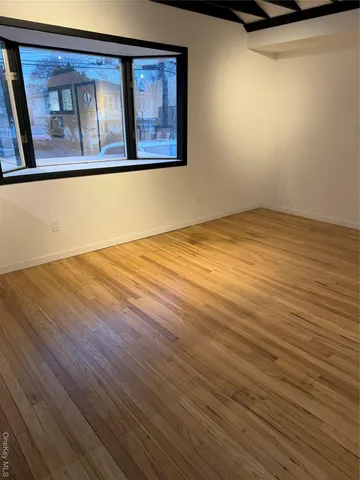 $3,800 | 19 7th Street, Bayville, NY 11709