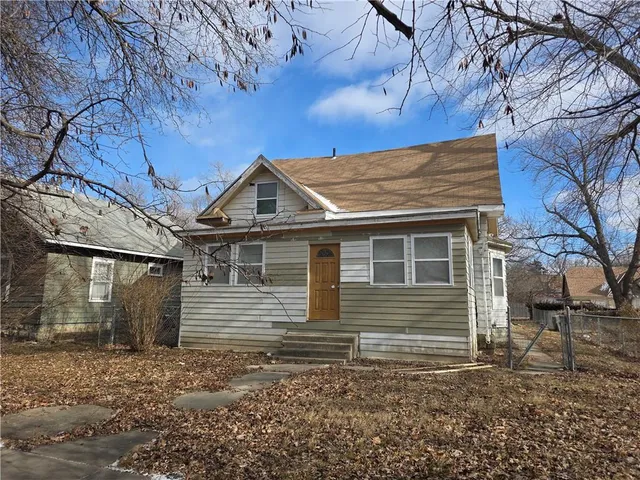 $68,000 | 511 South Willow Street, Ottawa, KS 66067