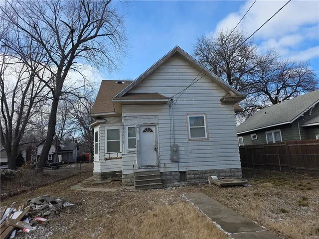 $68,000 | 511 South Willow Street, Ottawa, KS 66067