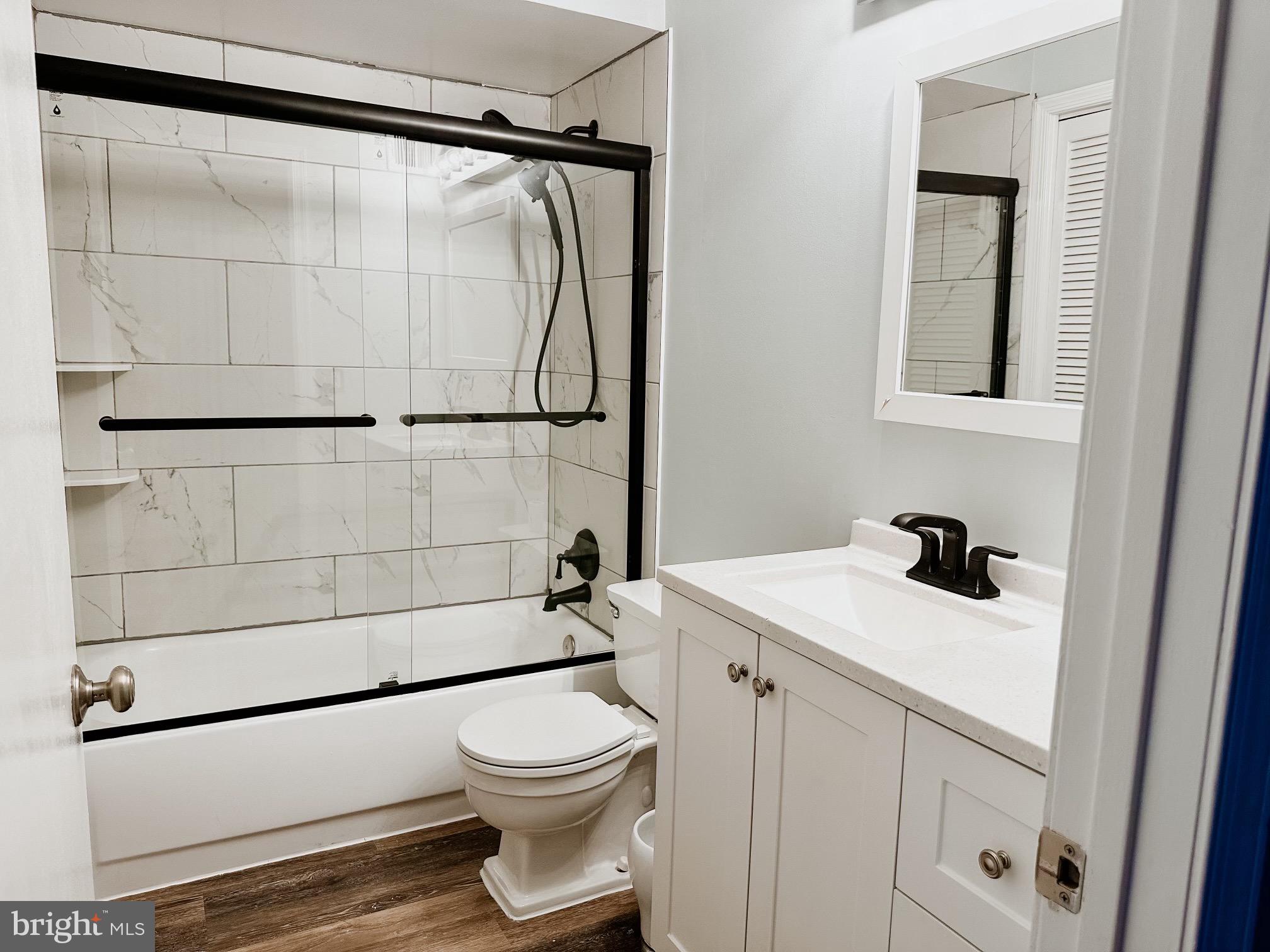 8317 Kingsgate Road, Unit 517 Springfield, VA 22152 - Photo 4 of 14