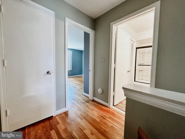 $2,400 | 8317 Kingsgate Road, Unit 517, Springfield, VA 22152