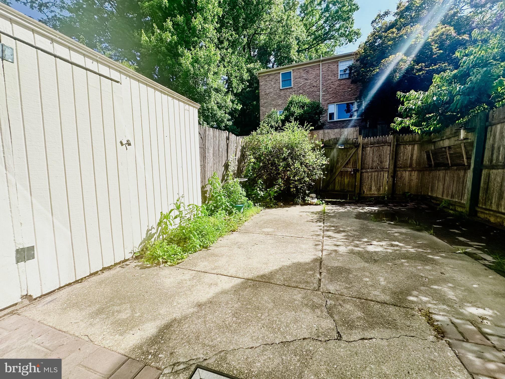 8317 Kingsgate Road, Unit 517 Springfield, VA 22152 - Photo 7 of 14