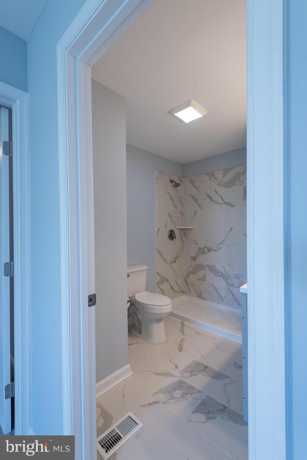 3609 Sollers Point Road Dundalk, MD 21222 - Photo 12 of 23 Gallery Image 12