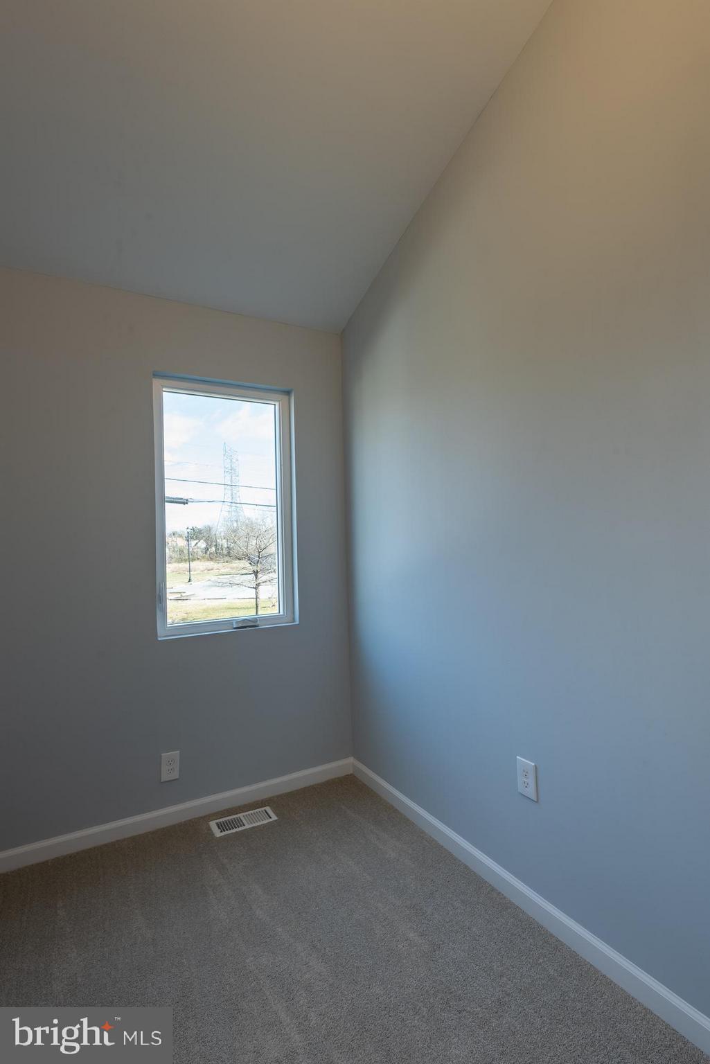 3609 Sollers Point Road Dundalk, MD 21222 - Photo 18 of 23 Gallery Image 18