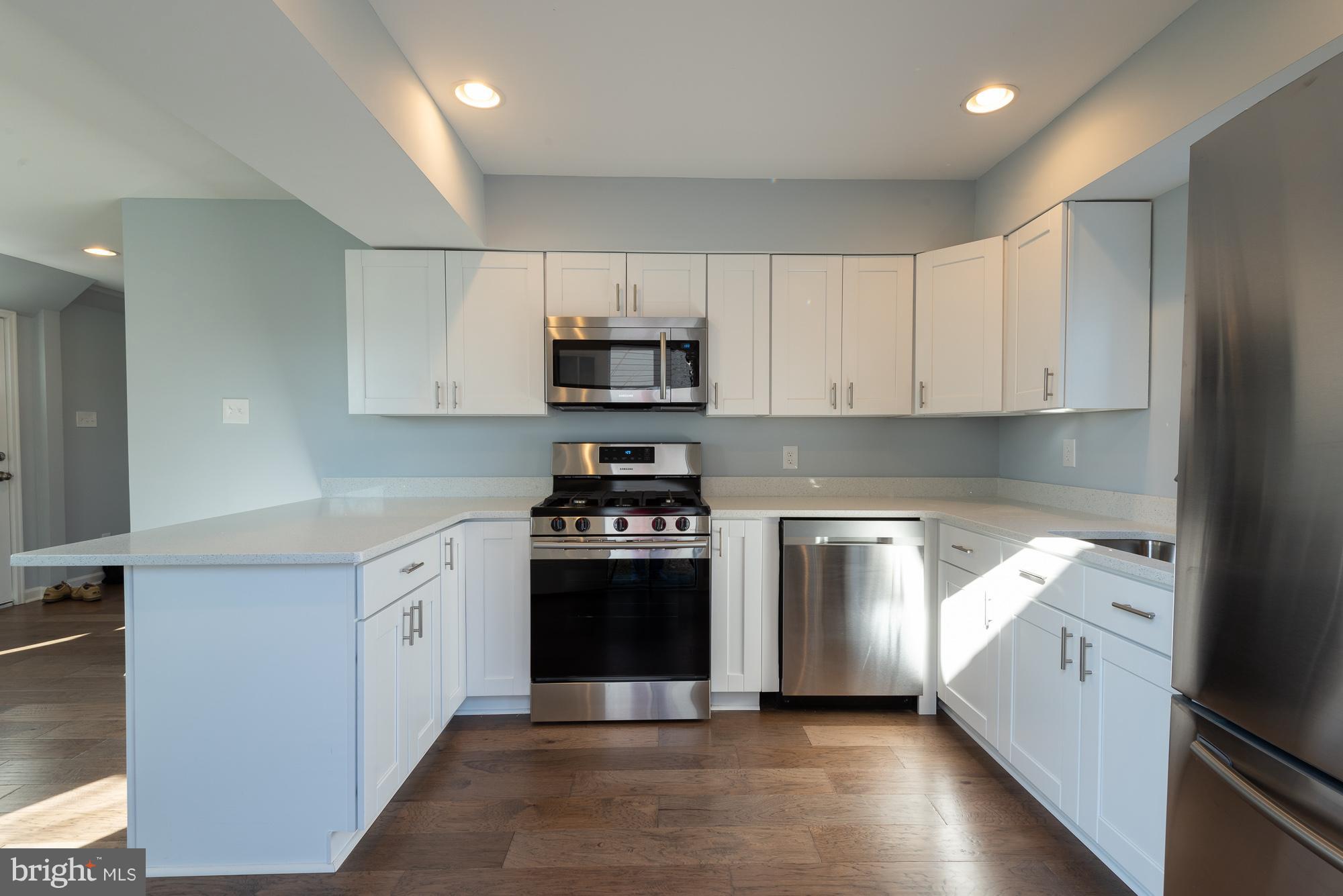 3609 Sollers Point Road Dundalk, MD 21222 - Photo 3 of 23 beautiful kitchen