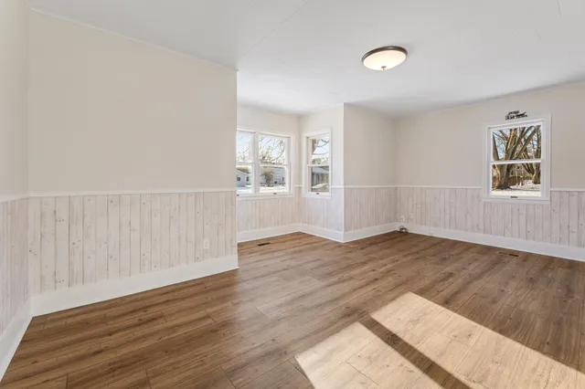 $275,000 | 516 Campbell Avenue, Wabasha, MN 55981