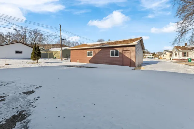 $275,000 | 516 Campbell Avenue, Wabasha, MN 55981