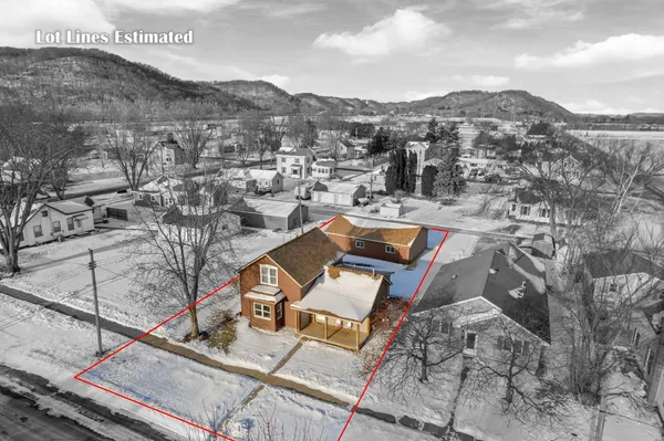 $275,000 | 516 Campbell Avenue, Wabasha, MN 55981