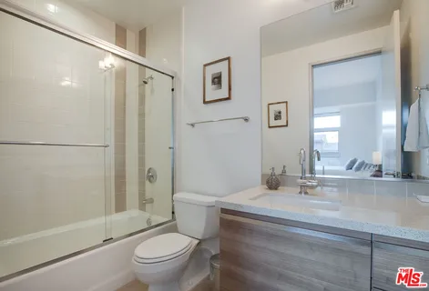 $9,750 | 3111 VĆa Dolce, Unit 301, Marina del Rey, CA 90292
